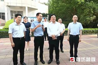 每体：吉马良斯不会等待巴萨，球员夏窗前往诺坎普可能性非常小